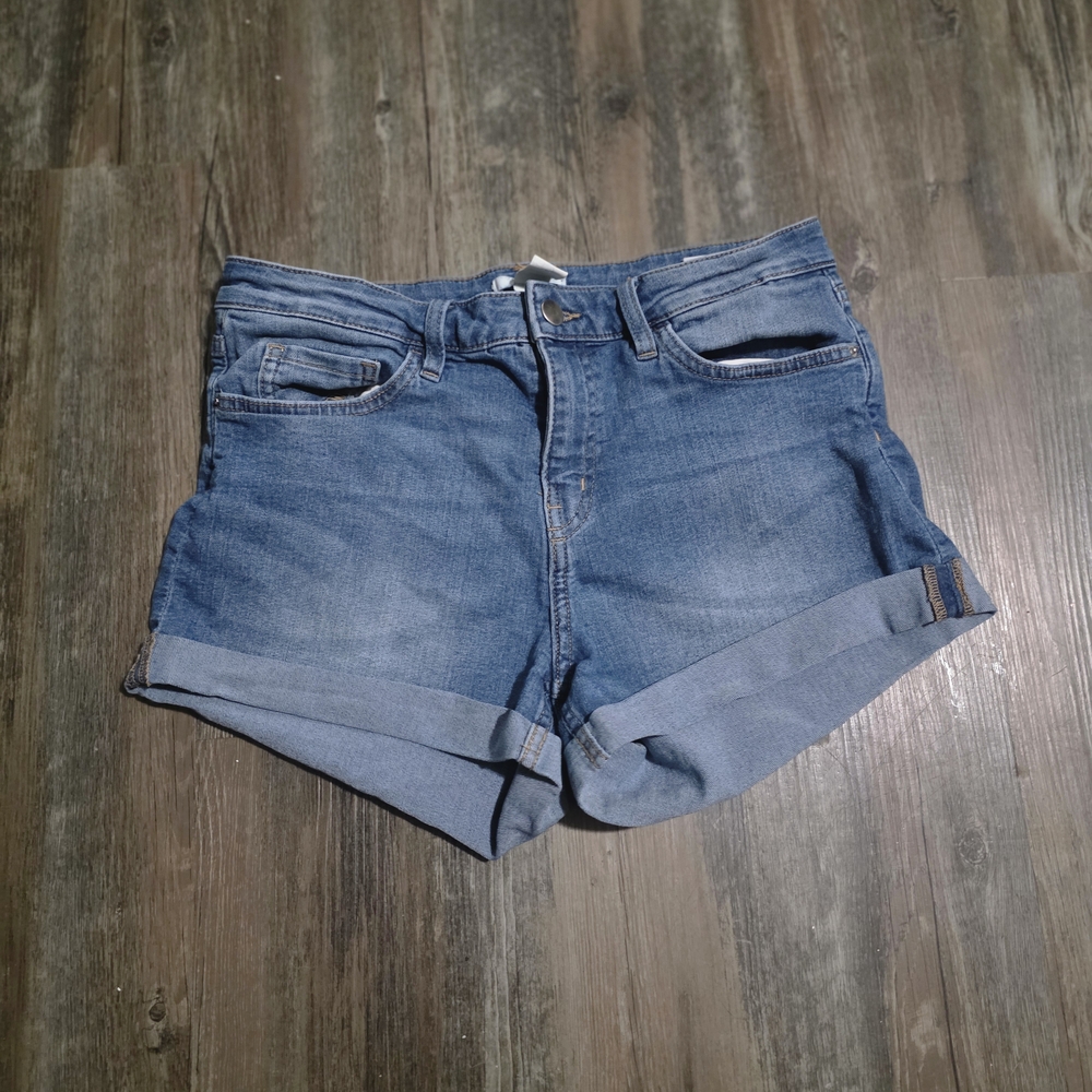 Blue Jean Shorts with Distressed Detailing